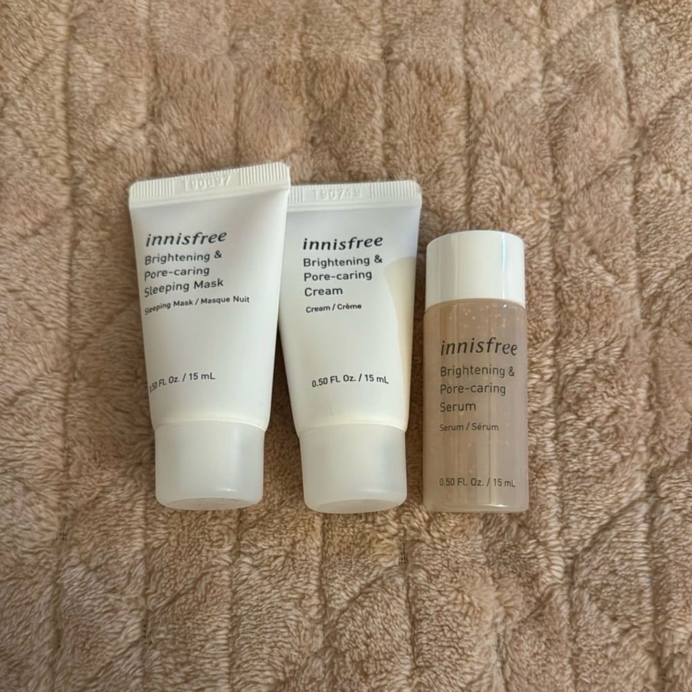 innisfree Brightening & Pore-caring Kit - travel size